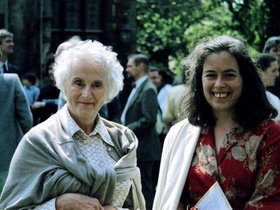 1994-05-14-31-25000 Kate, Douglas, Margaret, Sue (c) Linda Jenkin.jpg